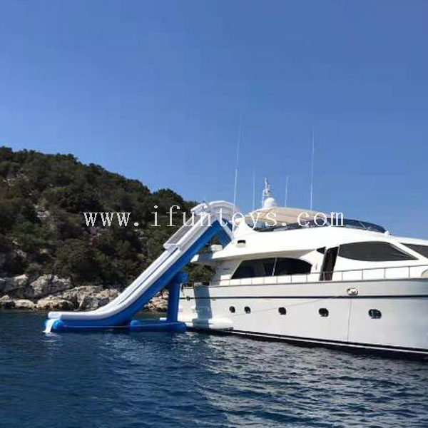 Free fall Inflatable boat dock slide / superyacht water toys / inflatable yacht toys for a horizon 88 foot E88 yacht
