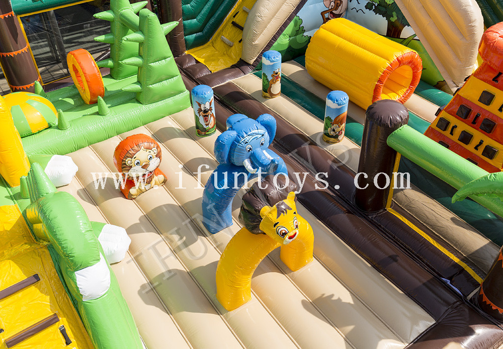 Jungle World Inflatable Bouncer Trampoline Inflatable Fun City / Inflatable Outdoor Playground
